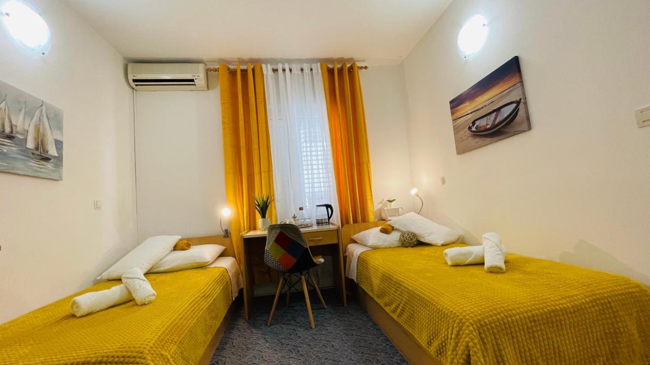 Apartmens And Rooms Madunic V Split Kültér fotó