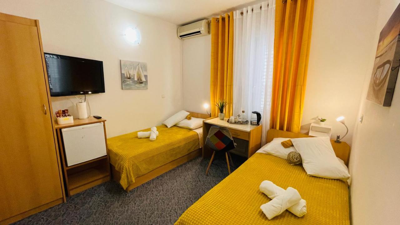Apartmens And Rooms Madunic V Split Kültér fotó