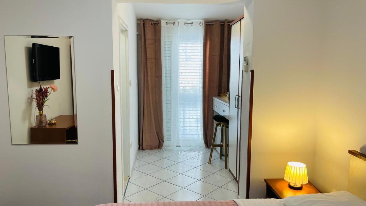 Apartmens And Rooms Madunic V Split Kültér fotó