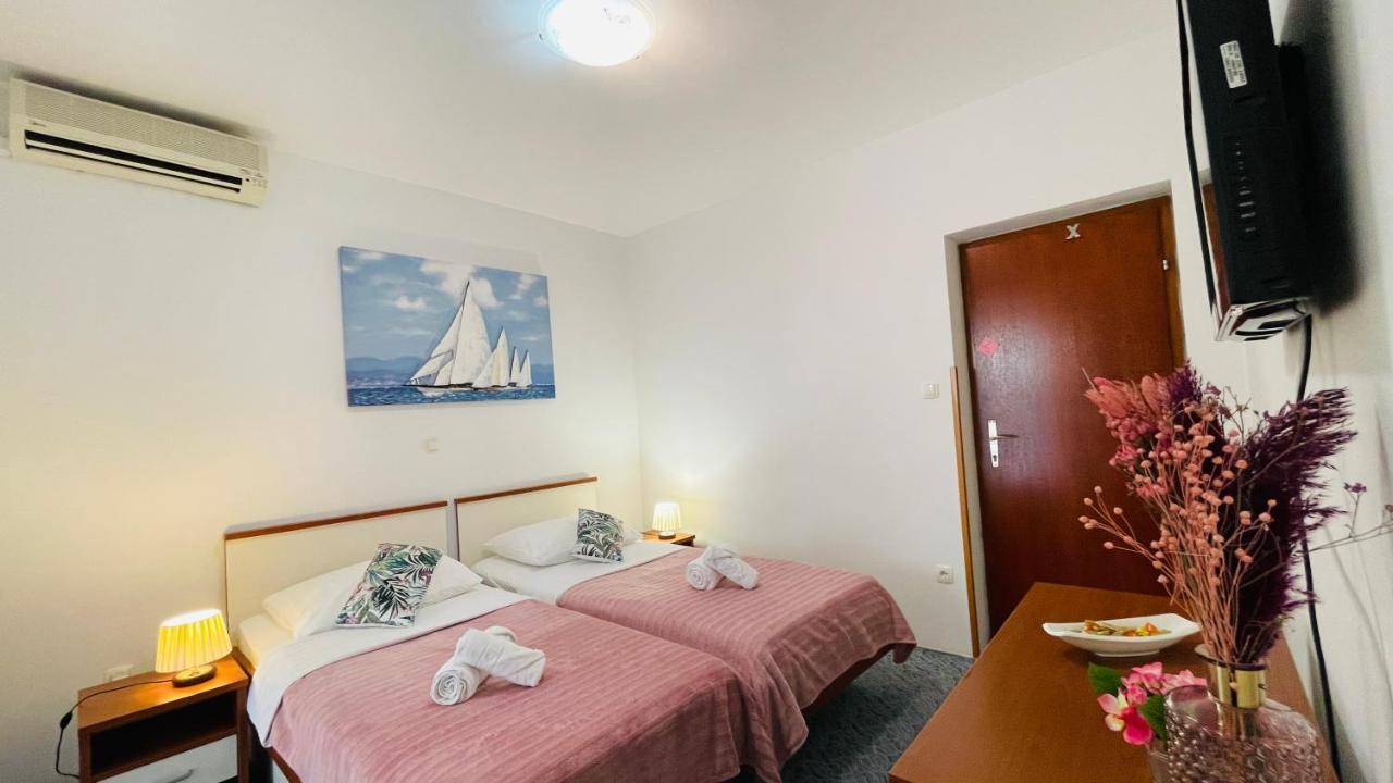 Apartmens And Rooms Madunic V Split Kültér fotó